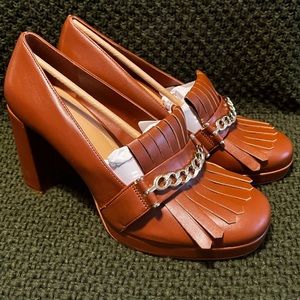 JustFab Billie Fringe faux leather, 6” platform pump BRAND NEW! Size 10, Brown.